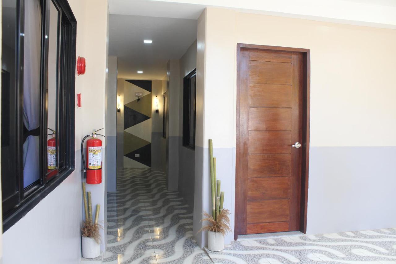 Ninie'S Place Пуэрто-Принцеса Экстерьер фото
