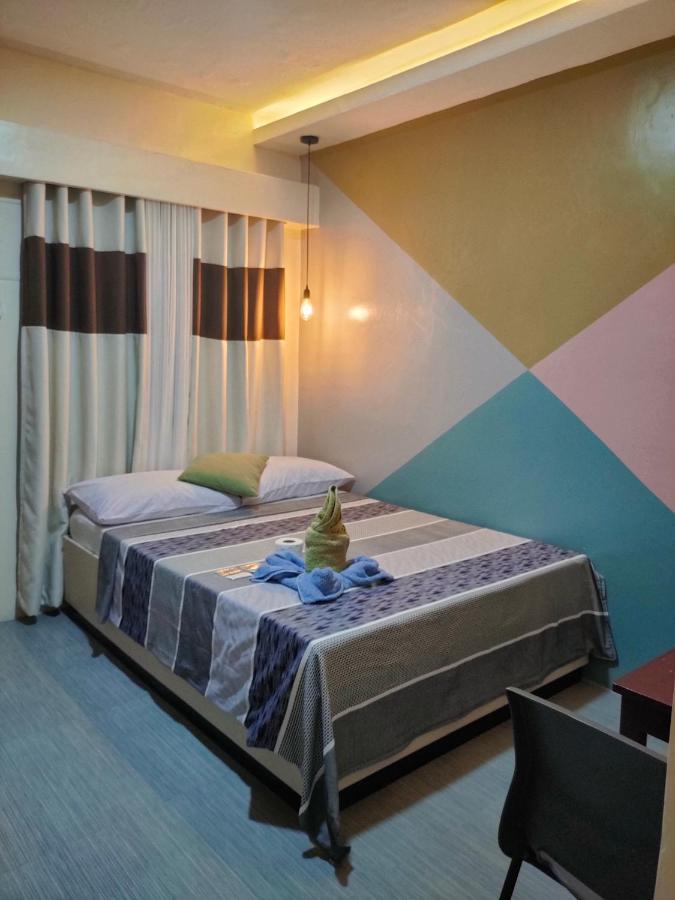 Ninie'S Place Пуэрто-Принцеса Экстерьер фото